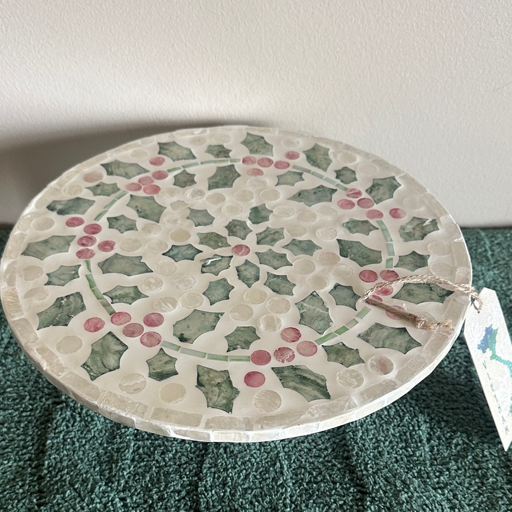 Made in Vietnam Holiday Christmas Cake Pastry Stand Holly Berry NEW!